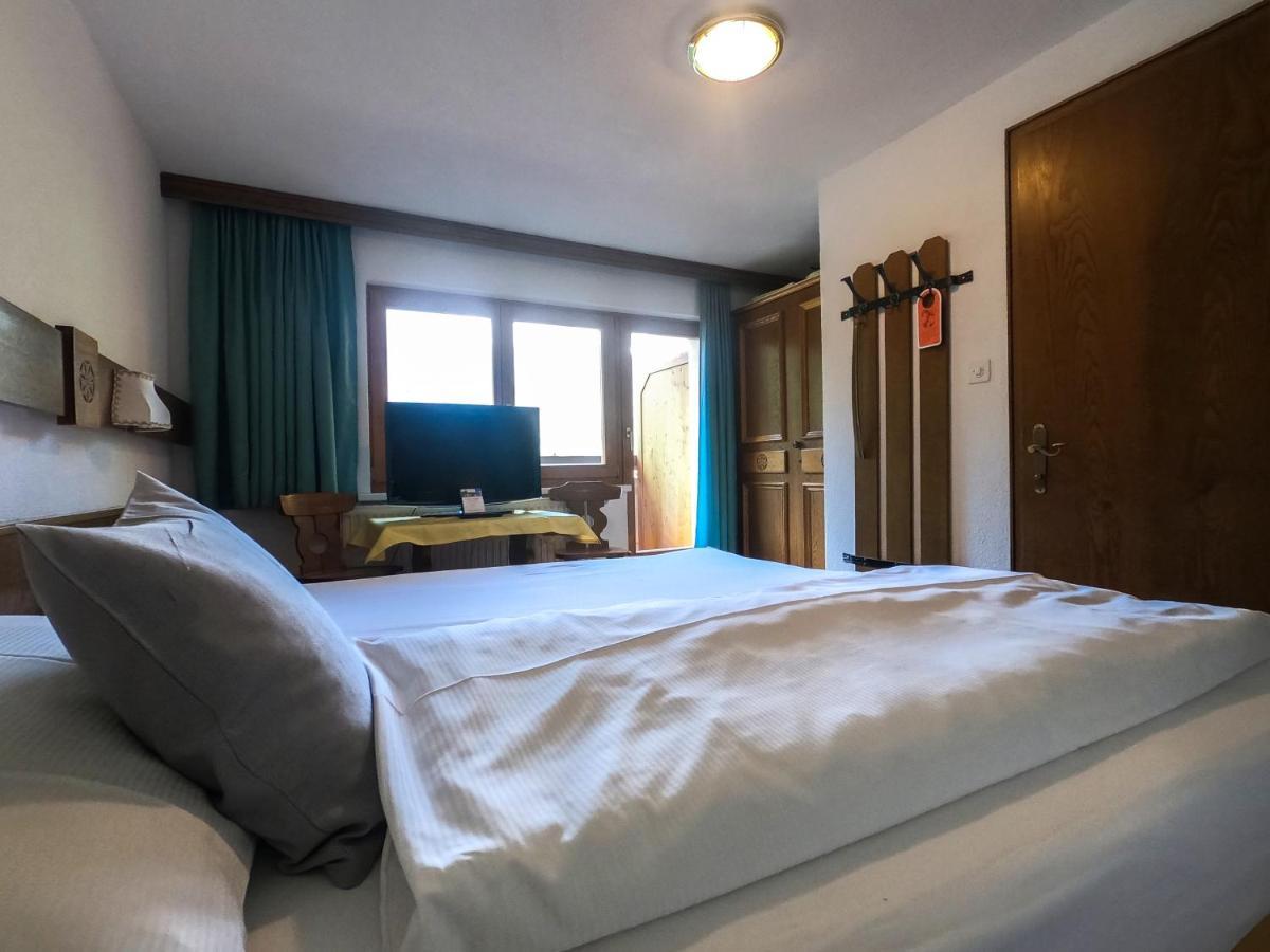 Sonnenhotel Soldanella Sonneck Samnaun Bagian luar foto